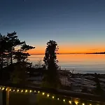 Luxury Seaside Hideaway, Sauna And Sunset Views *