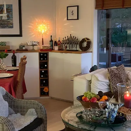 Escape To A Seaside Paradise Your Cozy Hideaway Eckero