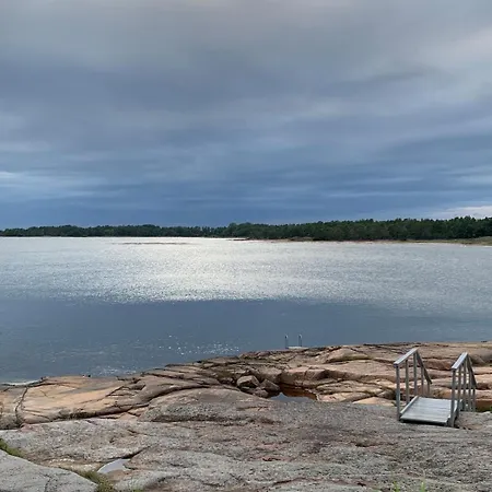 Escape To A Seaside Paradise Your Cozy Hideaway