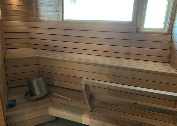 Escape To A Seaside Paradise Your Cozy Hideaway Экерё