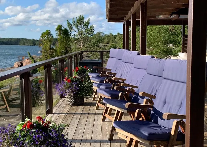 Escape To A Seaside Paradise Your Cozy Hideaway Экерё