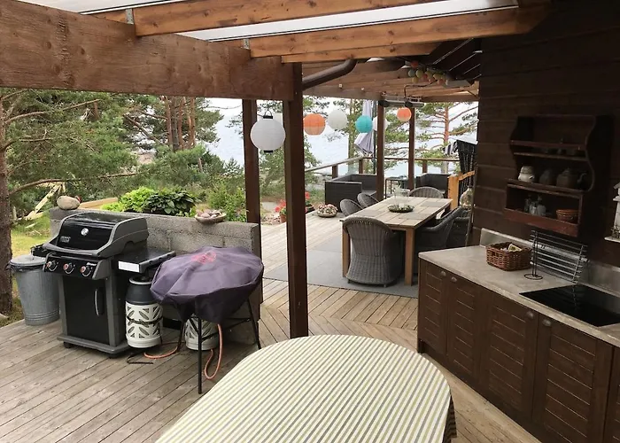 Escape To A Seaside Paradise Your Cozy Hideaway Вилла *