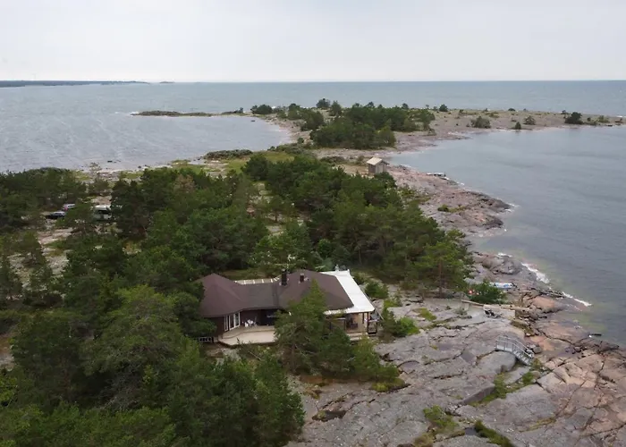 Escape To A Seaside Paradise Your Cozy Hideaway Вилла *